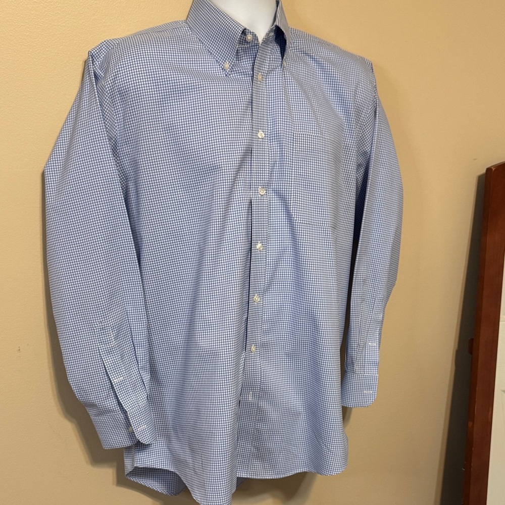 Nordstrom Men's Light Blue Gingham Dress Shirt Size 16 1/2 neck. 34” sleeve